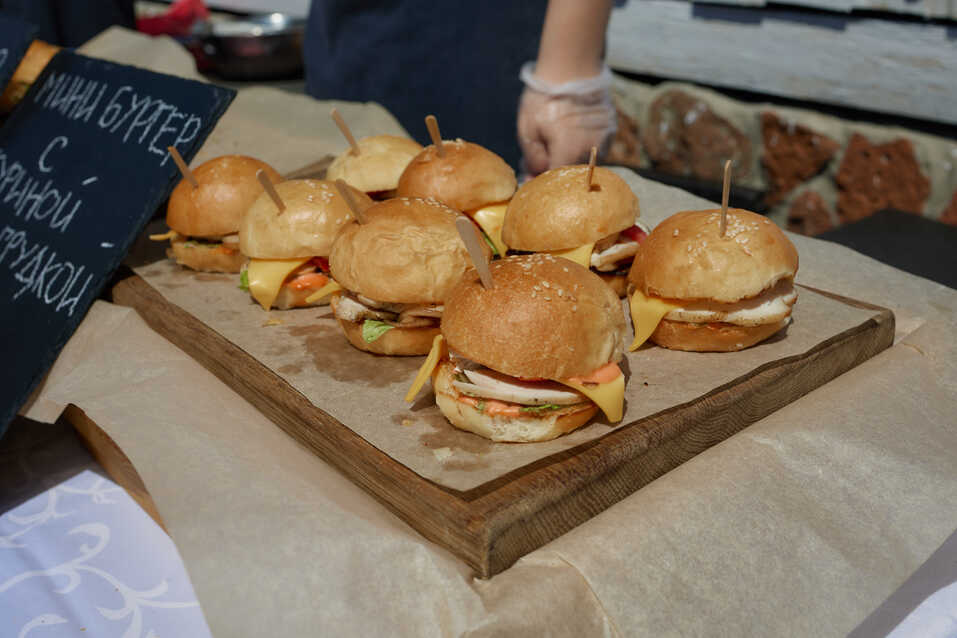 «Деловой квартал» провел бизнес-пикник Family Day. Фото 29 «Деловой квартал» провел бизнес-пикник Family Day. Фото 29