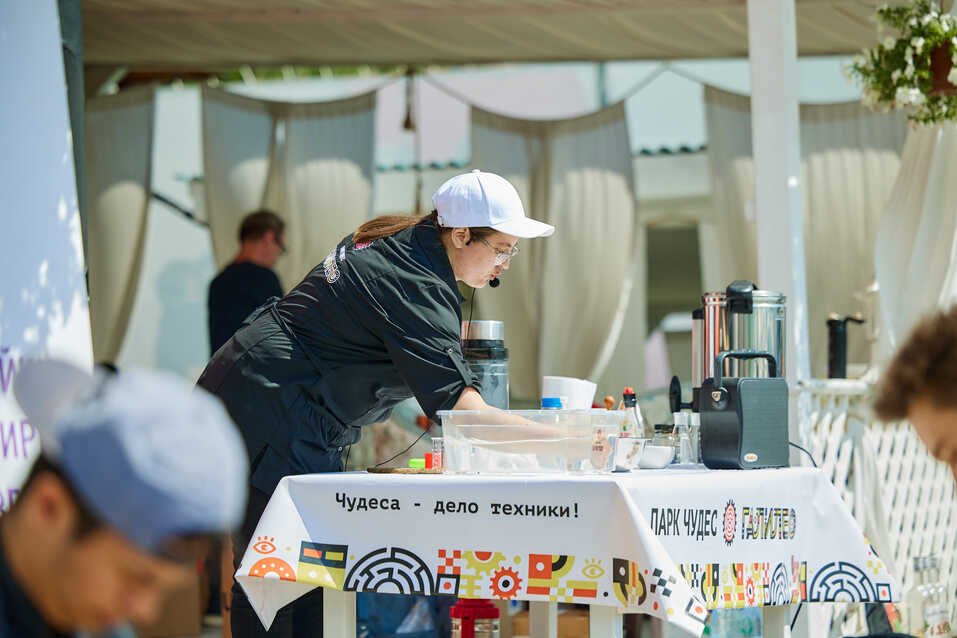 «Деловой квартал» провел бизнес-пикник Family Day. Фото 41 «Деловой квартал» провел бизнес-пикник Family Day. Фото 41