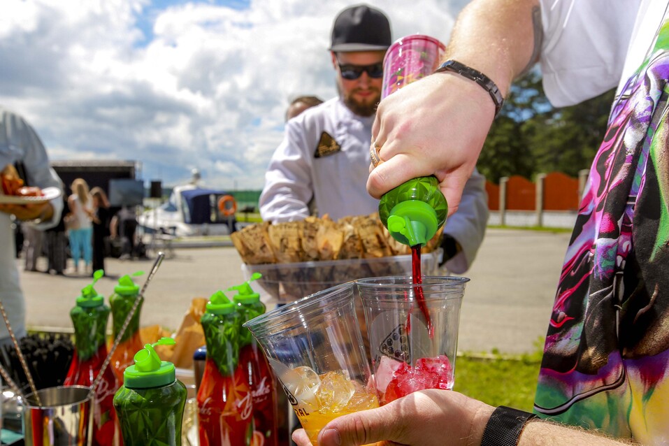 «Деловой квартал» провел бизнес-пикник Family Day. Фото 69 «Деловой квартал» провел бизнес-пикник Family Day. Фото 69