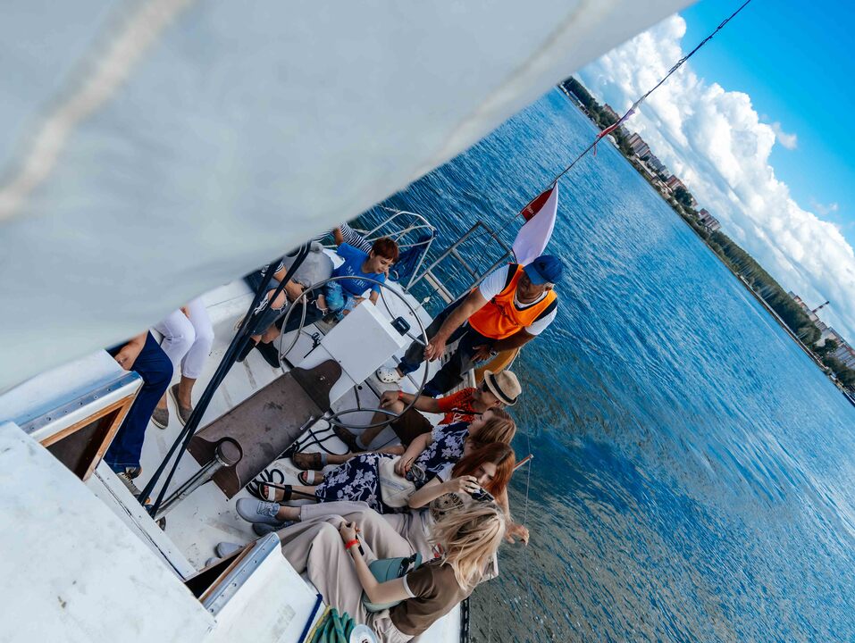 «Деловой квартал» провел бизнес-пикник Family Day. Фото 100 «Деловой квартал» провел бизнес-пикник Family Day. Фото 100