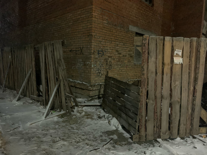 На опасные недострои Челябинска и бездействие мэра пожаловались в прокуратуру 2 На опасные недострои Челябинска и бездействие мэра пожаловались в прокуратуру 2