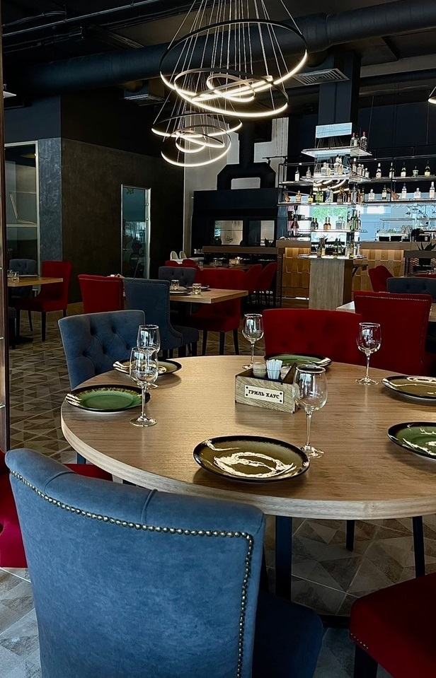 Ресторан московской сети «Гриль Хаус» открылся в Челябинске 3 Ресторан московской сети «Гриль Хаус» открылся в Челябинске 3