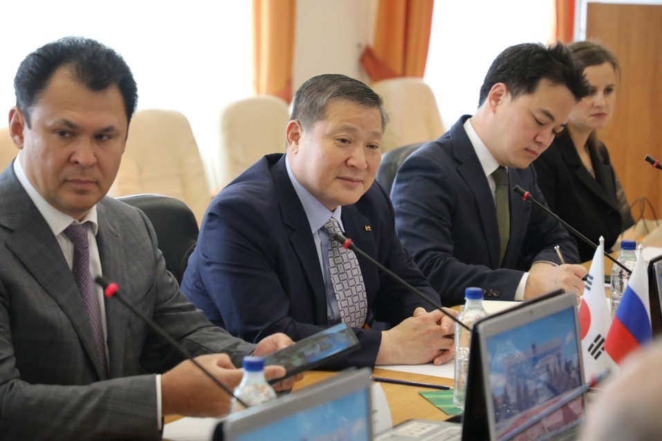 Встреча с делегацией Южной Корем Встреча с делегацией Южной Корем