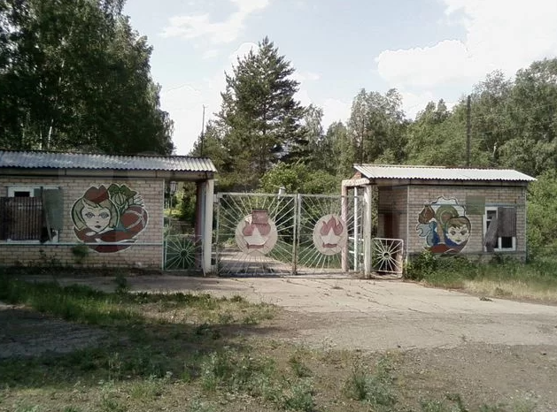 Заброшенный пионерлагерь ММК выставили на продажу. Фото 2 Заброшенный пионерлагерь ММК выставили на продажу. Фото 2