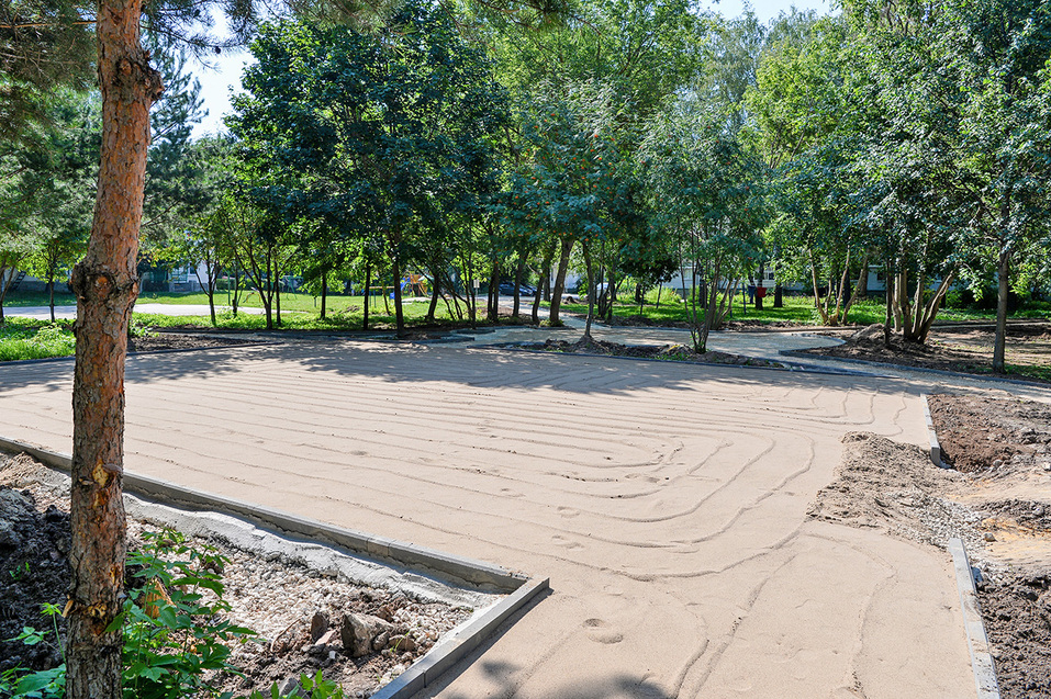 В Арзамасе в самом разгаре работы по благоустройству сквера имени П.И. Пландина 3 В Арзамасе в самом разгаре работы по благоустройству сквера имени П.И. Пландина 3