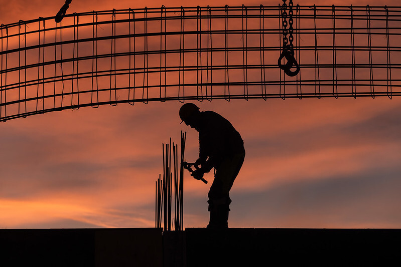 Каждый рабочий на вес золота: кто строит дома на Урале 2 Каждый рабочий на вес золота: кто строит дома на Урале 2