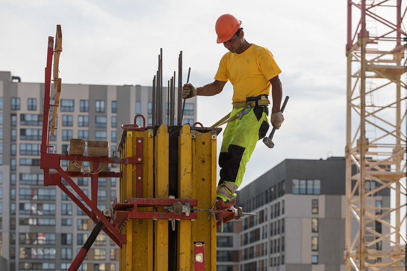 Каждый рабочий на вес золота: кто строит дома на Урале 3 Каждый рабочий на вес золота: кто строит дома на Урале 3