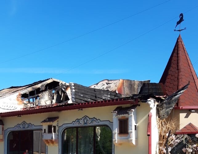 В Екатеринбурге сгорело фермерское кафе владельца «Медвежьей пади»  2