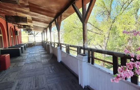 В челябинском горсаду имени Пушкина продают ресторан 4 В челябинском горсаду имени Пушкина продают ресторан 4