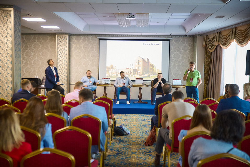 Деглобализация, стройка в кризис, «умный город»: деловой форум на Business Residence. Фото 7 Деглобализация, стройка в кризис, «умный город»: деловой форум на Business Residence. Фото 7