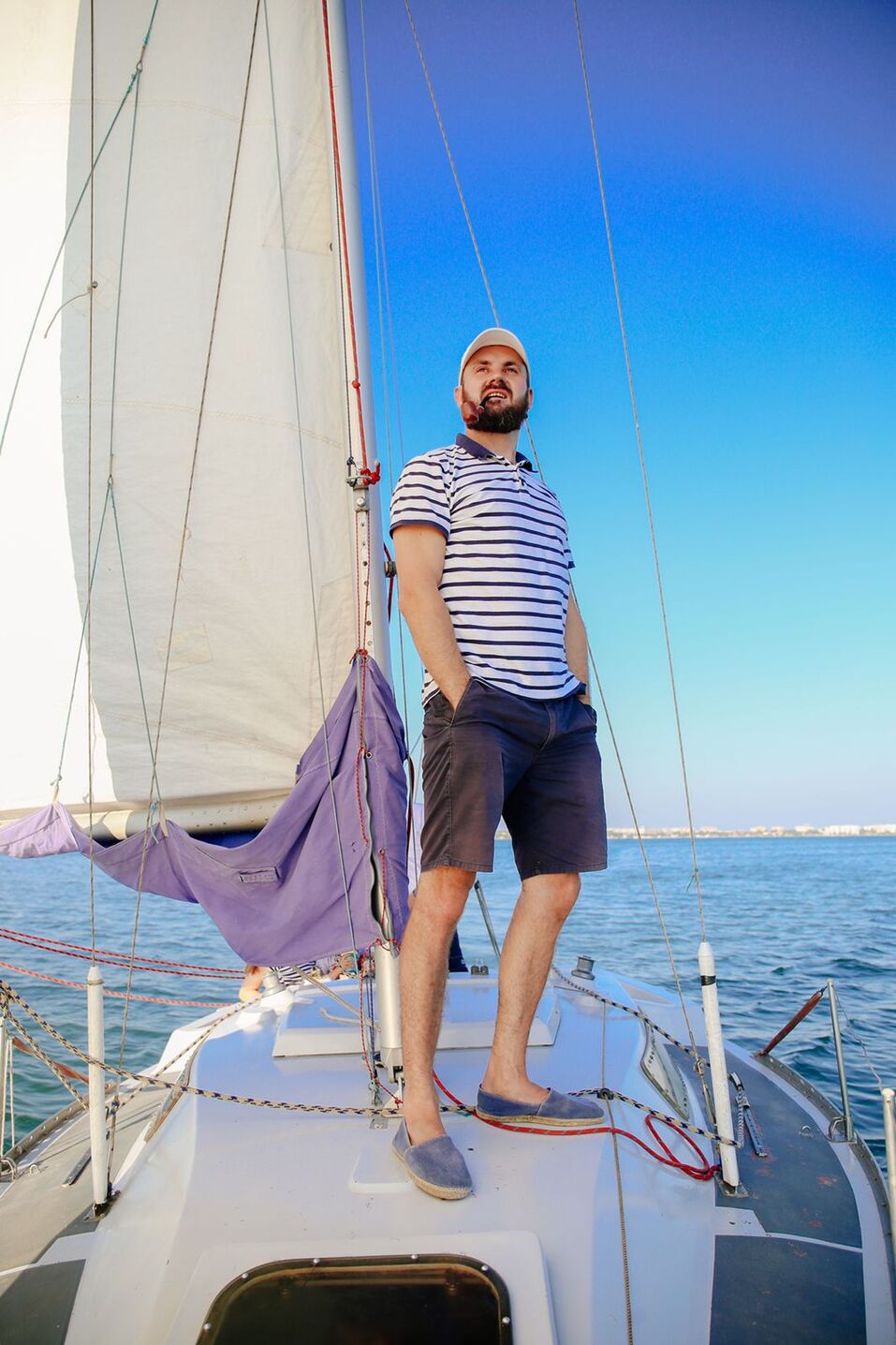 Владелец DoZaCoffee Company Сергей Куребеда: «На кофе люди экономить не могут»
3 Владелец DoZaCoffee Company Сергей Куребеда: «На кофе люди экономить не могут»
3