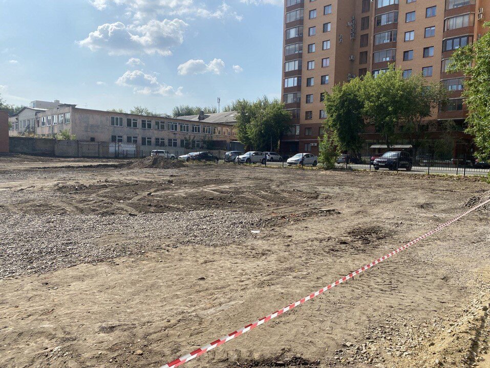 В центре Челябинска начали обустраивать первый в городе инклюзивный сквер 1 В центре Челябинска начали обустраивать первый в городе инклюзивный сквер 1