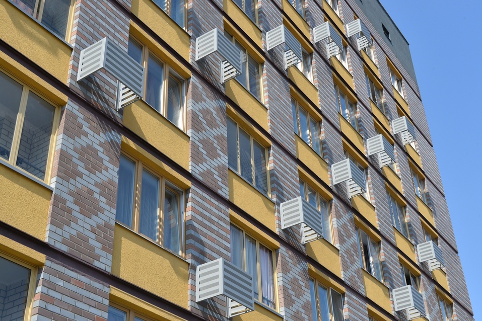 Кирпичный стиль: кто и зачем возродил в Екатеринбурге традицию облицовки фасадов кирпичом 2 Кирпичный стиль: кто и зачем возродил в Екатеринбурге традицию облицовки фасадов кирпичом 2