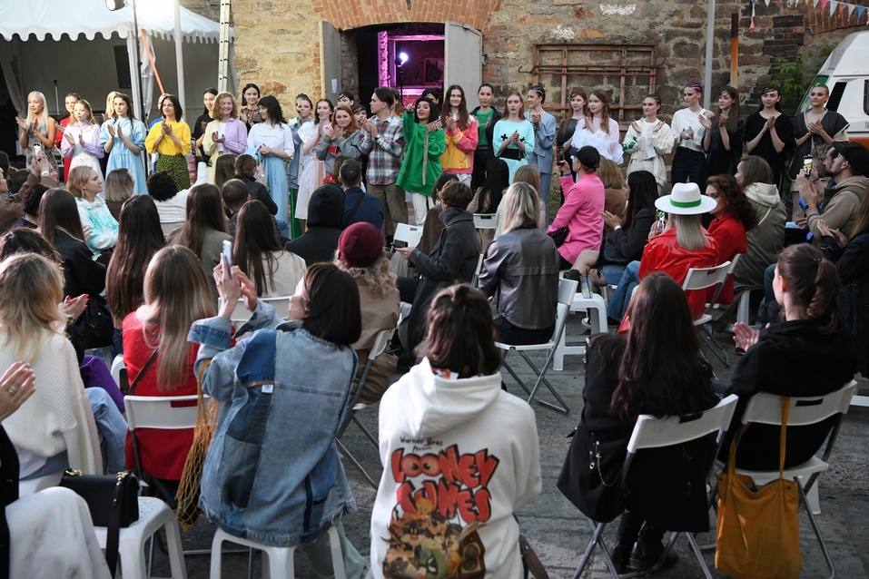 «На Wildberries сейчас катастрофа и мочилово»: почему бизнес пора вернуть в офлайн? 3 «На Wildberries сейчас катастрофа и мочилово»: почему бизнес пора вернуть в офлайн? 3