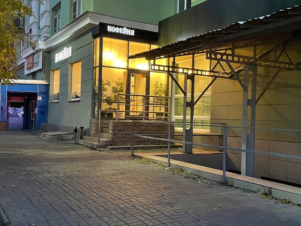 На Алом Поле в Челябинске продают кофейню за 2 млн рублей 2 На Алом Поле в Челябинске продают кофейню за 2 млн рублей 2