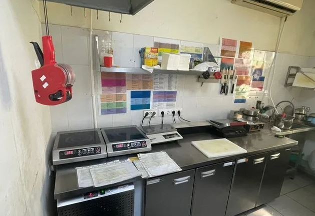 На Алом Поле в Челябинске продают кофейню за 2 млн рублей 3 На Алом Поле в Челябинске продают кофейню за 2 млн рублей 3