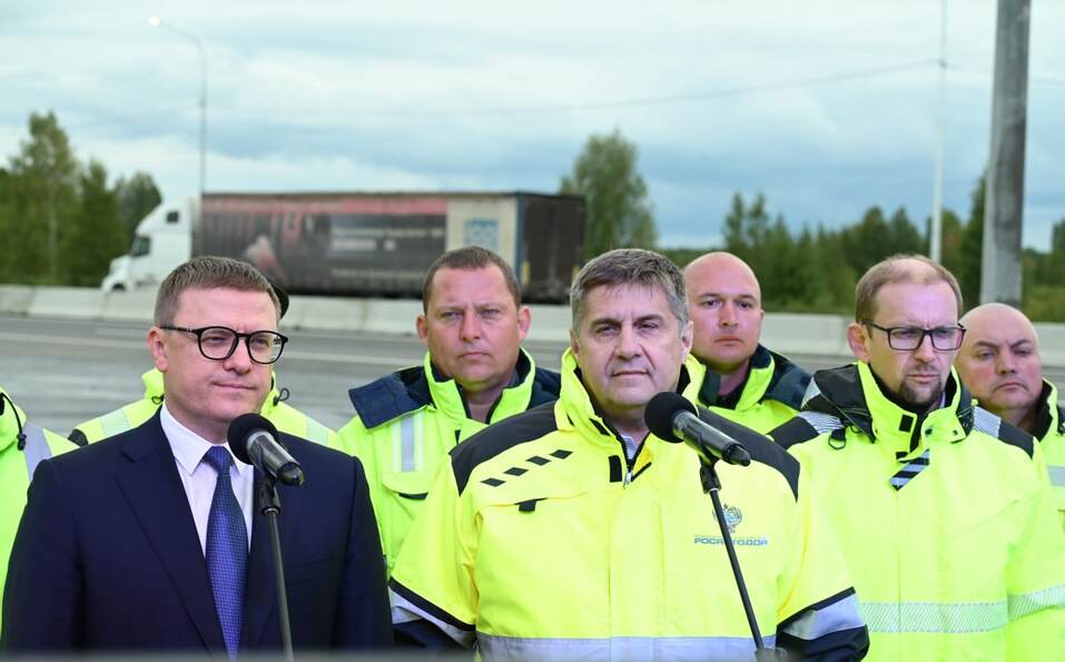 Владимир Путин открыл обновленную трассу между Челябинском и Екатеринбургом 3 Владимир Путин открыл обновленную трассу между Челябинском и Екатеринбургом 3