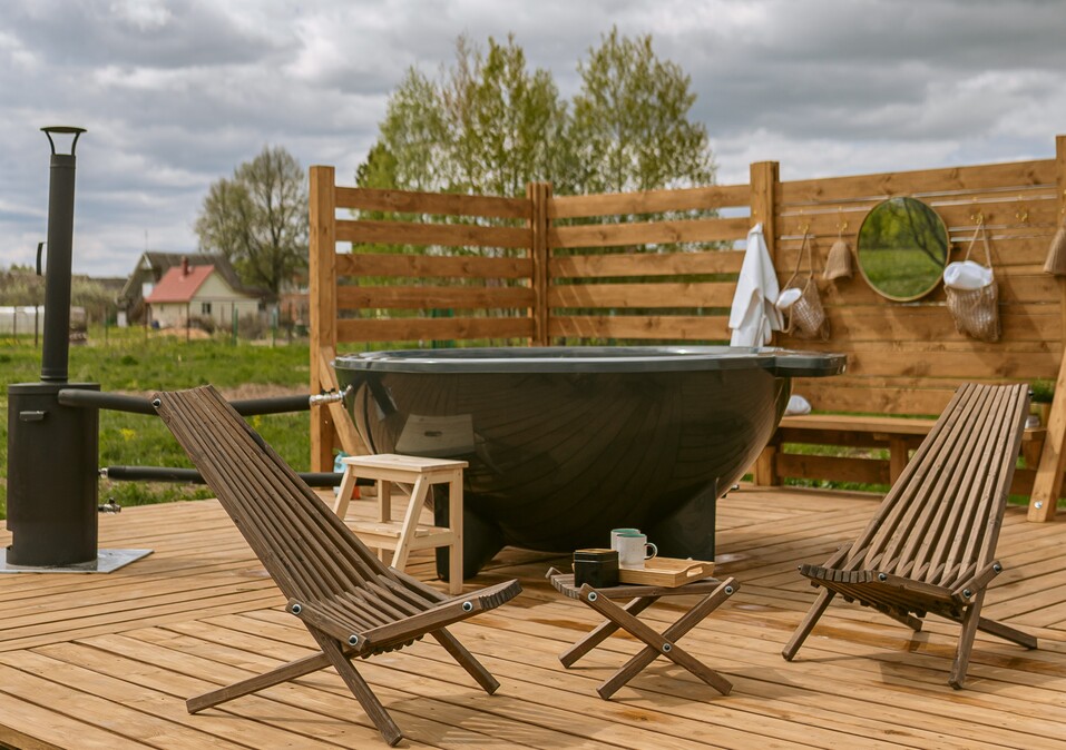 Бизнес на удовольствии. История стартапа, выпускающего бассейны из материала для кораблей 1 Бизнес на удовольствии. История стартапа, выпускающего бассейны из материала для кораблей 1