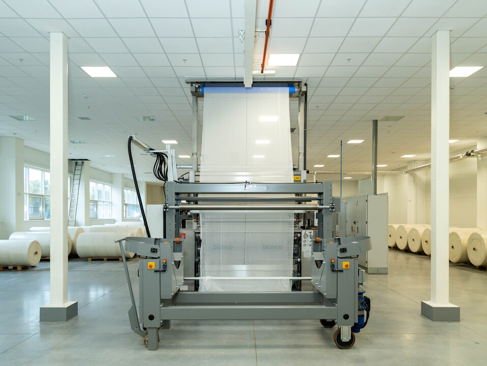 «Белла Сибирь» вложила 1,6 млрд руб. в производство марли в Новосибирске  14 «Белла Сибирь» вложила 1,6 млрд руб. в производство марли в Новосибирске  14