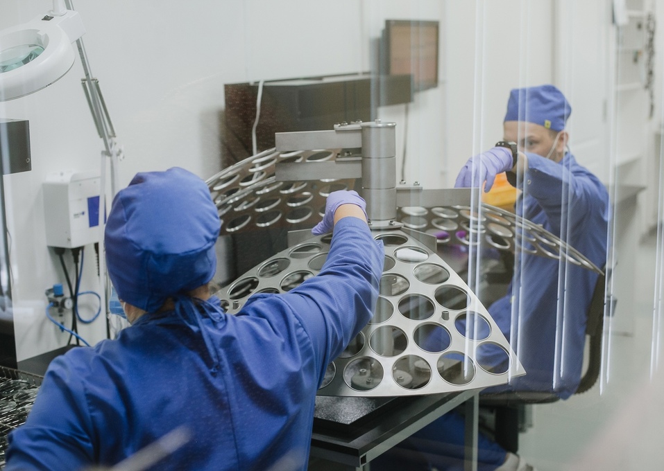 «Надо дружить со всем миром». Как жить и работать под санкциями? 1 «Надо дружить со всем миром». Как жить и работать под санкциями? 1