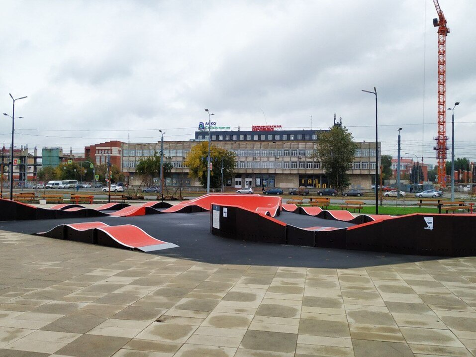 Сквер на «Юности» в Челябинске готов к открытию. Фото 4 Сквер на «Юности» в Челябинске готов к открытию. Фото 4