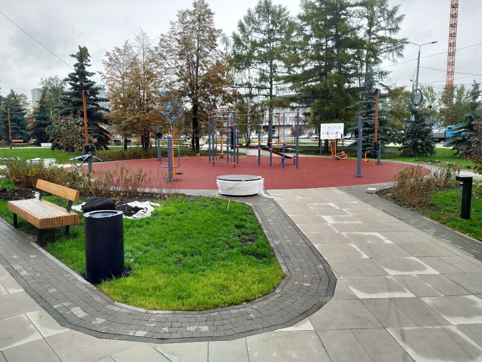 Сквер на «Юности» в Челябинске готов к открытию. Фото 1 Сквер на «Юности» в Челябинске готов к открытию. Фото 1