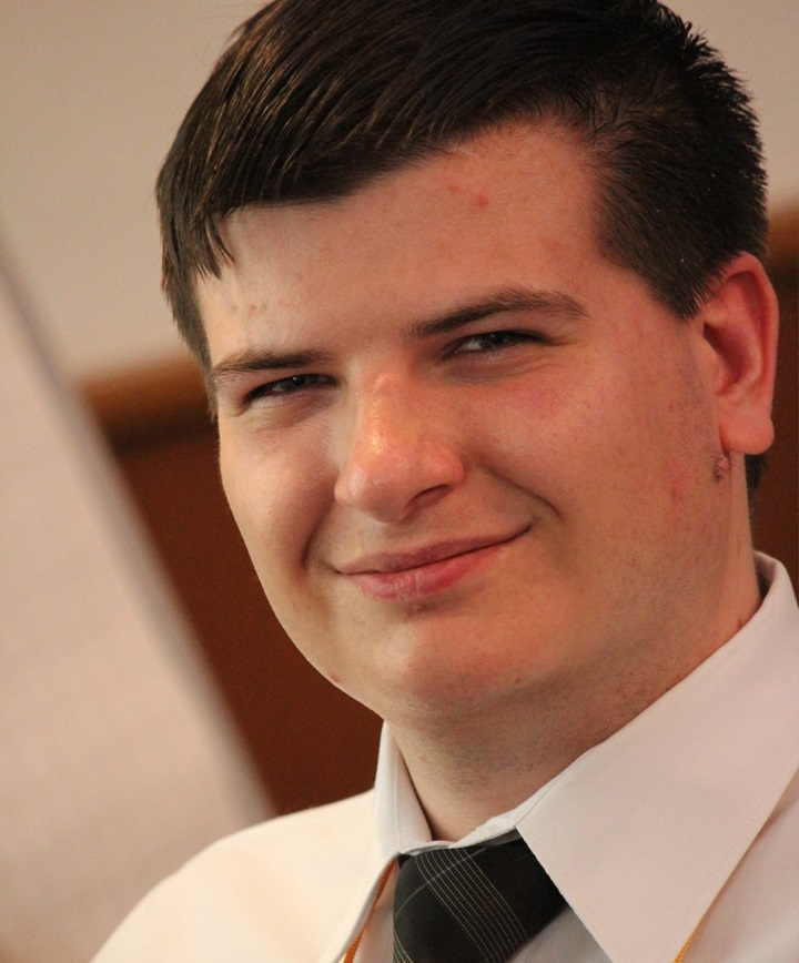 «Вам кажется, что в Челябинске всё хорошо, не хватает только немного красоты на столбах?» 1 «Вам кажется, что в Челябинске всё хорошо, не хватает только немного красоты на столбах?» 1