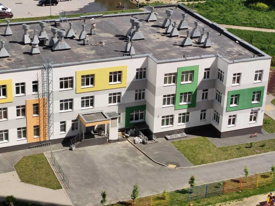 «Многие новички-учителя боятся напора родителей и не всегда адекватных требований» 2 «Многие новички-учителя боятся напора родителей и не всегда адекватных требований» 2