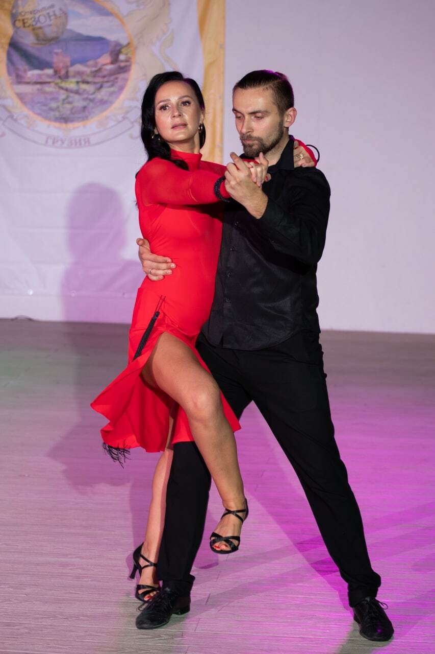 Танго, вальс и бачата. Танцуйте в удовольствие с GallaDance 2 Танго, вальс и бачата. Танцуйте в удовольствие с GallaDance 2