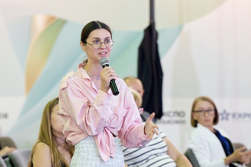 Масштабный бизнес форум выставки СРМ открыл сезон 2 Масштабный бизнес форум выставки СРМ открыл сезон 2