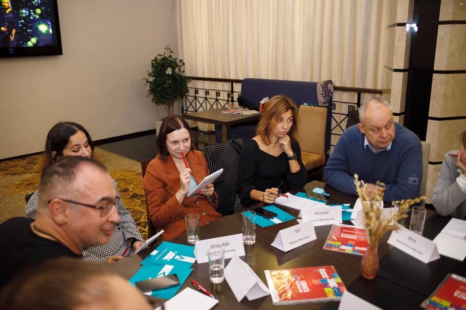 Названы номинанты на «Человека года в сфере транспорта и логистики»   29 Названы номинанты на «Человека года в сфере транспорта и логистики»   29