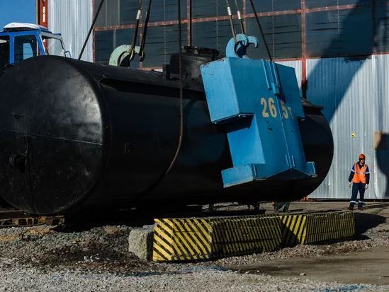 В Челябинске создали самый мощный железнодорожный кран России. Фото 3 В Челябинске создали самый мощный железнодорожный кран России. Фото 3