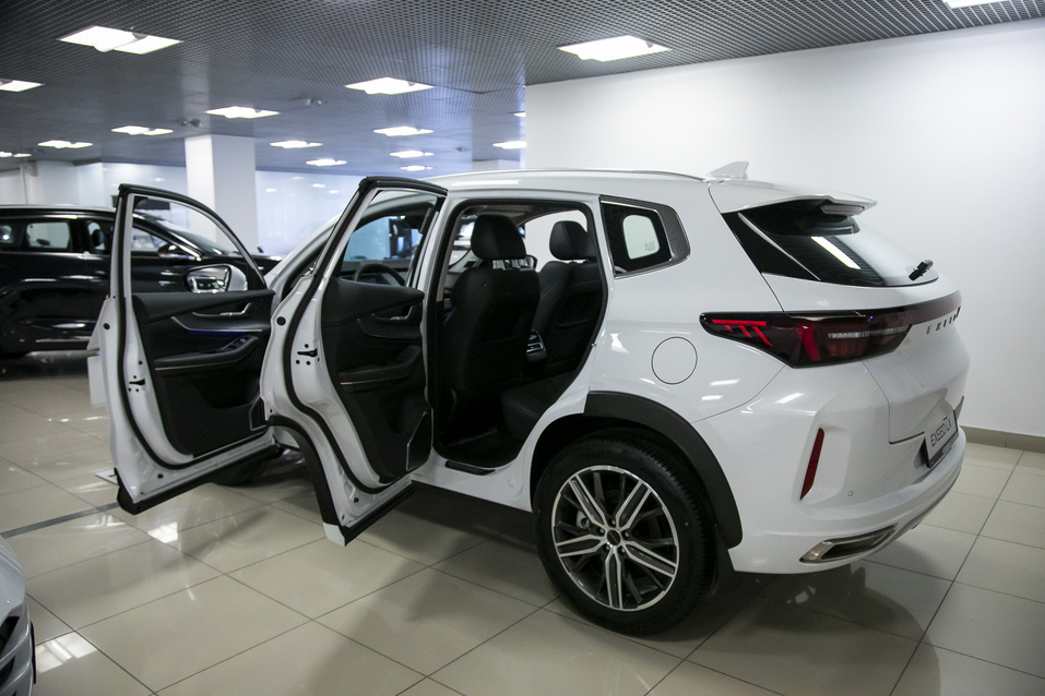 «Берут, чтобы спать спокойно»: как китайский премиум завоевывает автомобильный рынок 10