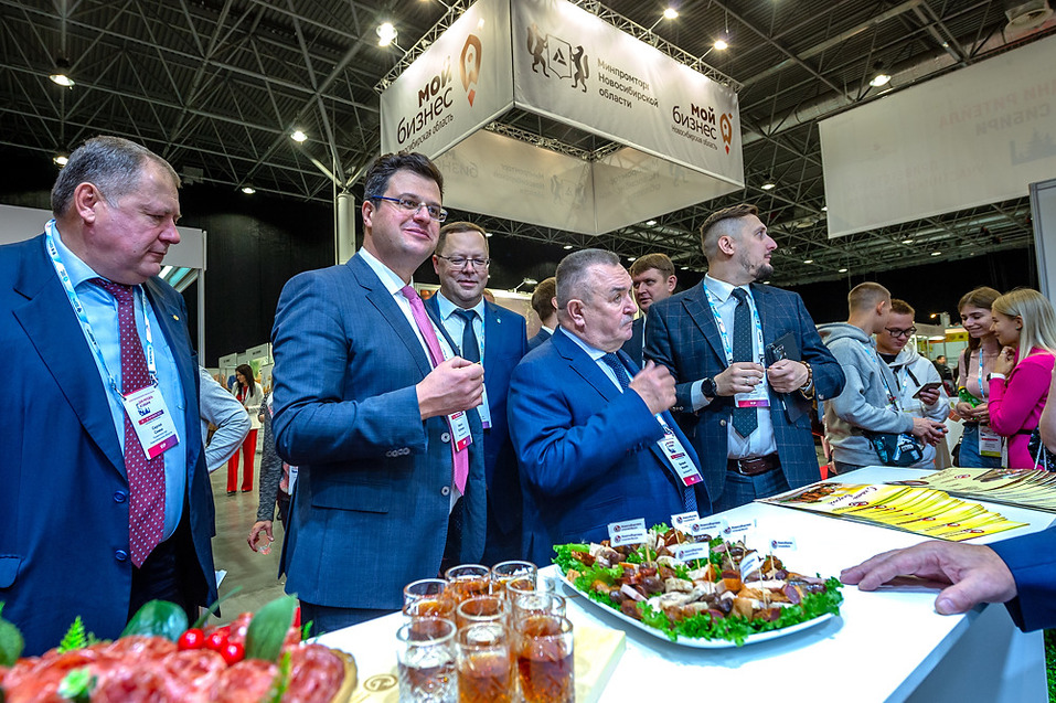 Сибирская продовольственная неделя и дни ритейла в сибири начали работу! 1 Сибирская продовольственная неделя и дни ритейла в сибири начали работу! 1