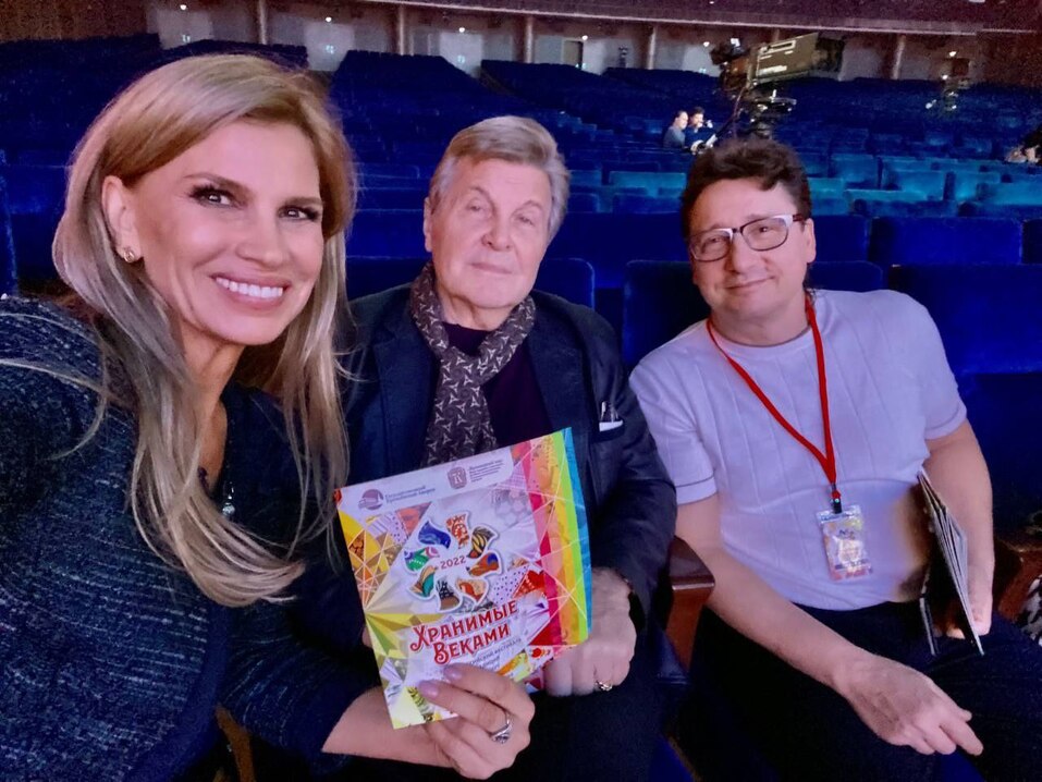 Фонд «Андрюша» стал соорганизатором Всероссийского фестиваля народных традиций в Кремле
5 Фонд «Андрюша» стал соорганизатором Всероссийского фестиваля народных традиций в Кремле
5