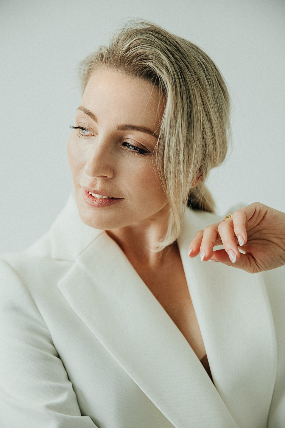 Елена Клецкая: В кризис искусство спасает деньги
2 Елена Клецкая: В кризис искусство спасает деньги
2