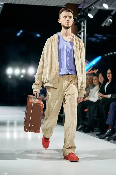 «Были дизайнеры, которые стали для нас открытием». В Екатеринбурге завершилась Неделя моды 7 «Были дизайнеры, которые стали для нас открытием». В Екатеринбурге завершилась Неделя моды 7