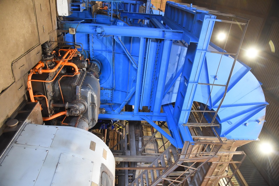 Челябинский металлургический комбинат вложит в экопроекты более 10 млрд рублей. Репортаж 3 Челябинский металлургический комбинат вложит в экопроекты более 10 млрд рублей. Репортаж 3