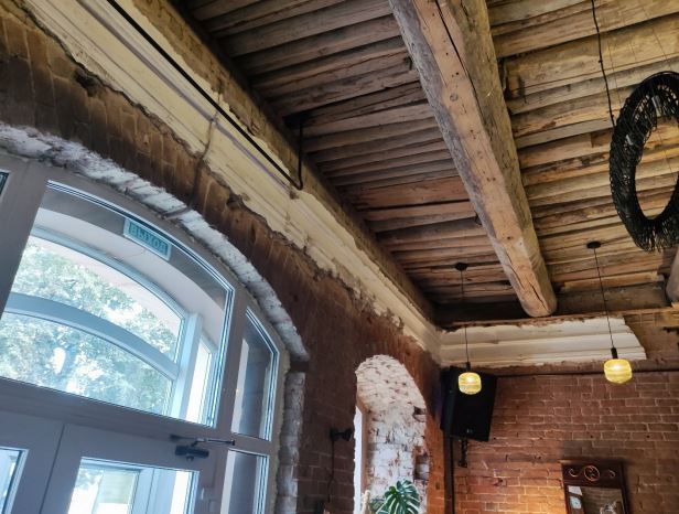 Бары, рестораны и магазины на Кировке включены в список челябинского культурного наследия 12 Бары, рестораны и магазины на Кировке включены в список челябинского культурного наследия 12