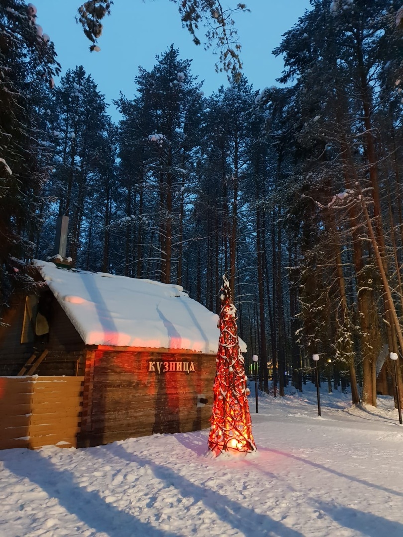 Как доехать до вотчины Деда Мороза, встретив Новый год под курантами Спасской башни 17 Как доехать до вотчины Деда Мороза, встретив Новый год под курантами Спасской башни 17