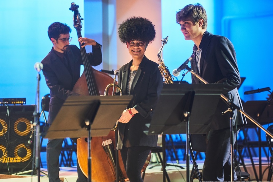 Новосибирск культурный начинает погружать в новогоднее настроение. Афиша декабря 3 Новосибирск культурный начинает погружать в новогоднее настроение. Афиша декабря 3