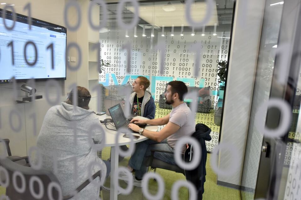 Сбер открыл на Урале первый региональный технохаб, где будут делать ПО для всей страны 1 Сбер открыл на Урале первый региональный технохаб, где будут делать ПО для всей страны 1