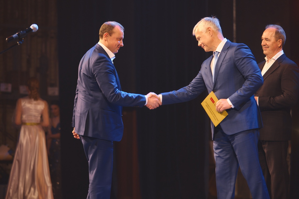 «Яркий драйвер в первый день зимы»: как прошла церемония премии «Человек года — 2022» 20 «Яркий драйвер в первый день зимы»: как прошла церемония премии «Человек года — 2022» 20