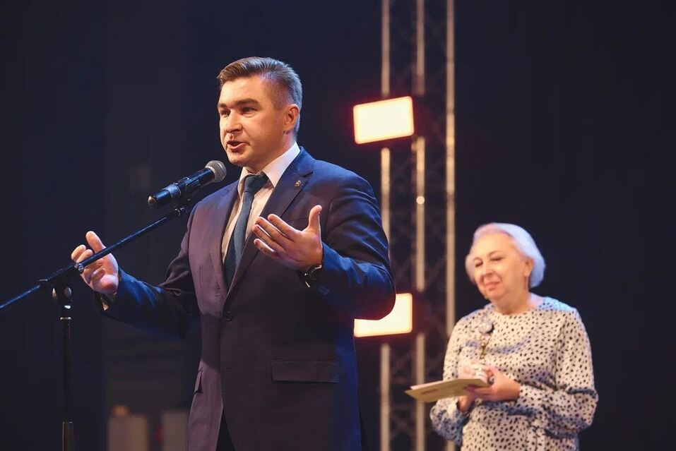 «Яркий драйвер в первый день зимы»: как прошла церемония премии «Человек года — 2022» 23 «Яркий драйвер в первый день зимы»: как прошла церемония премии «Человек года — 2022» 23