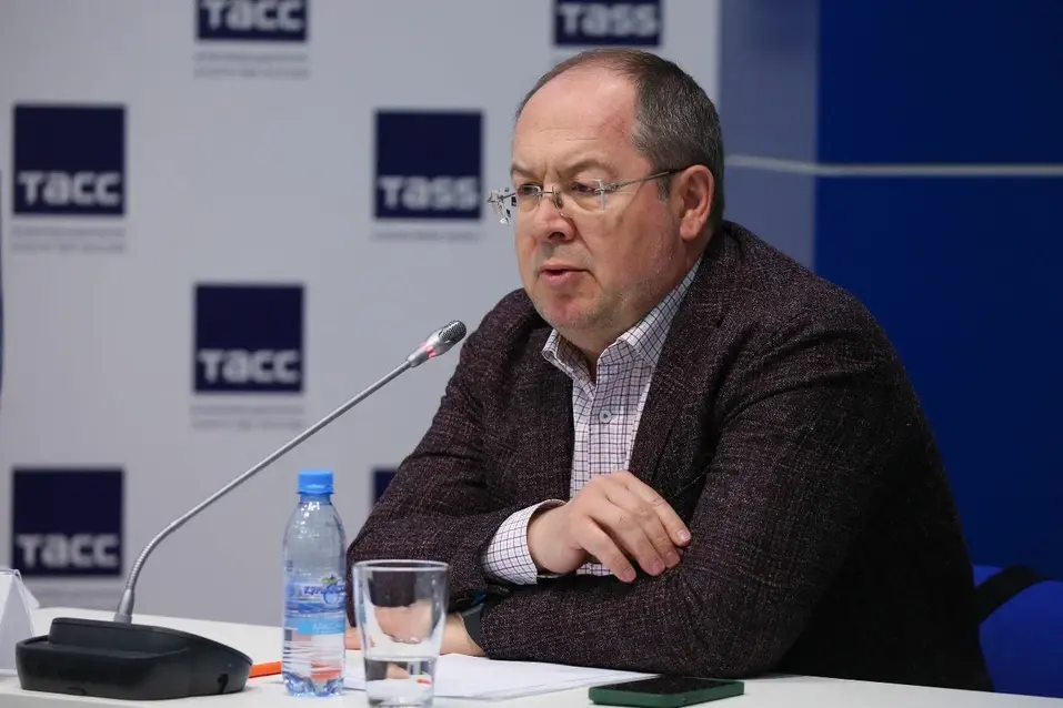 «Люди с палатками денег нам не принесут». Как туристские тропы на Урале выросли до КРТ 10 «Люди с палатками денег нам не принесут». Как туристские тропы на Урале выросли до КРТ 10