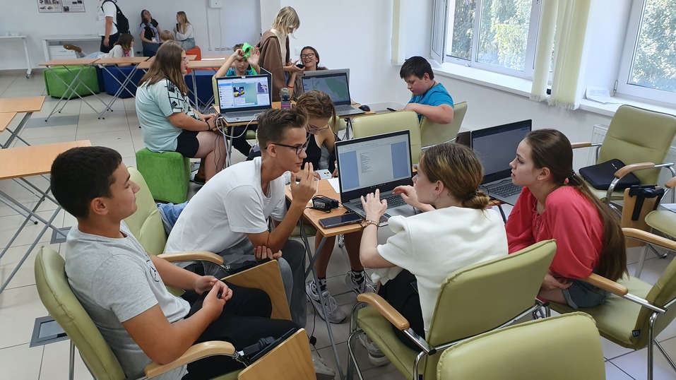 «Люди с палатками денег нам не принесут». Как туристские тропы на Урале выросли до КРТ 16 «Люди с палатками денег нам не принесут». Как туристские тропы на Урале выросли до КРТ 16