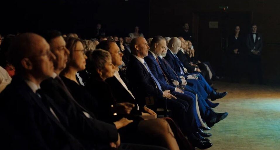 «Яркий драйвер в первый день зимы»: как прошла церемония премии «Человек года — 2022» 26 «Яркий драйвер в первый день зимы»: как прошла церемония премии «Человек года — 2022» 26