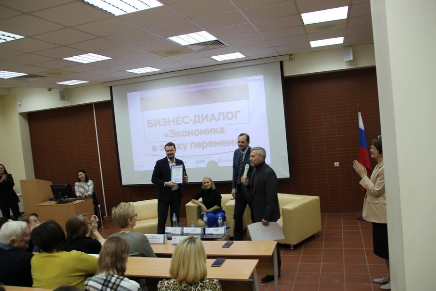 «Соискателям важно быть готовыми работать в состоянии «мобилизации» бизнеса»  3 «Соискателям важно быть готовыми работать в состоянии «мобилизации» бизнеса»  3