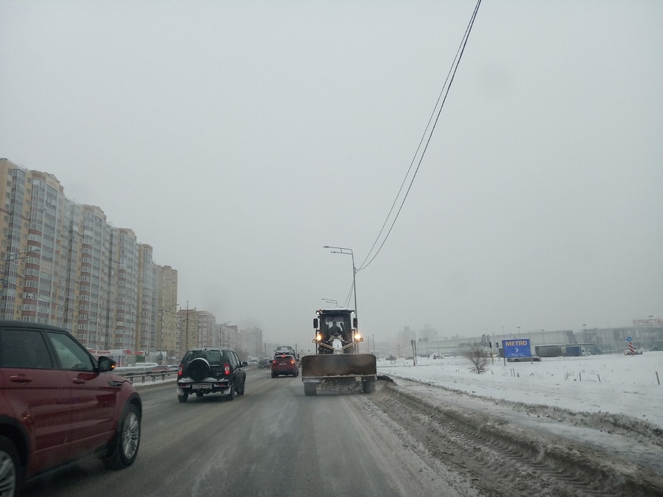 Снег идет второй день Снег идет второй день