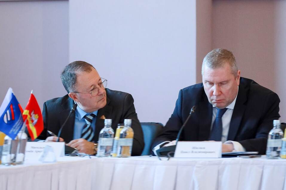 «Не время выводить дивиденды за границу»: Текслер обратился к челябинским промышленникам 2 «Не время выводить дивиденды за границу»: Текслер обратился к челябинским промышленникам 2